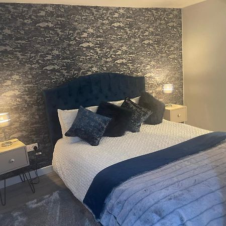 Entire 2 Bed Flat With Garden, Located Near Beach Brighton Exterior foto