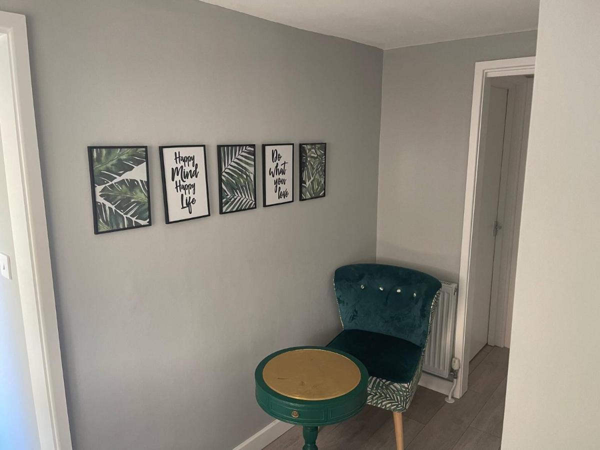 Entire 2 Bed Flat With Garden, Located Near Beach Brighton Exterior foto